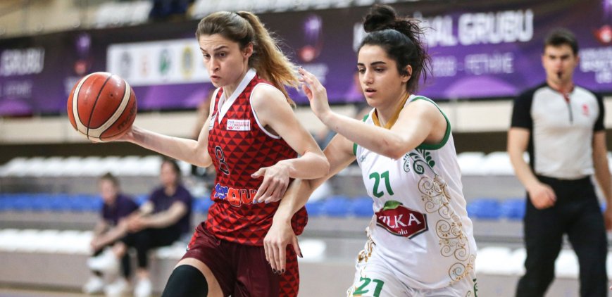 PROFESYONEL KADIN BASKETBOL A TAKIMIMIZ